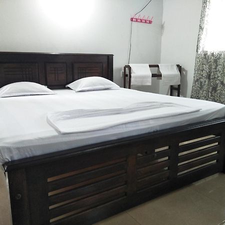 Green Cage Hotel & Restaurant إيلا المظهر الخارجي الصورة