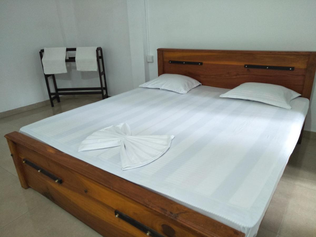 Green Cage Hotel & Restaurant إيلا المظهر الخارجي الصورة