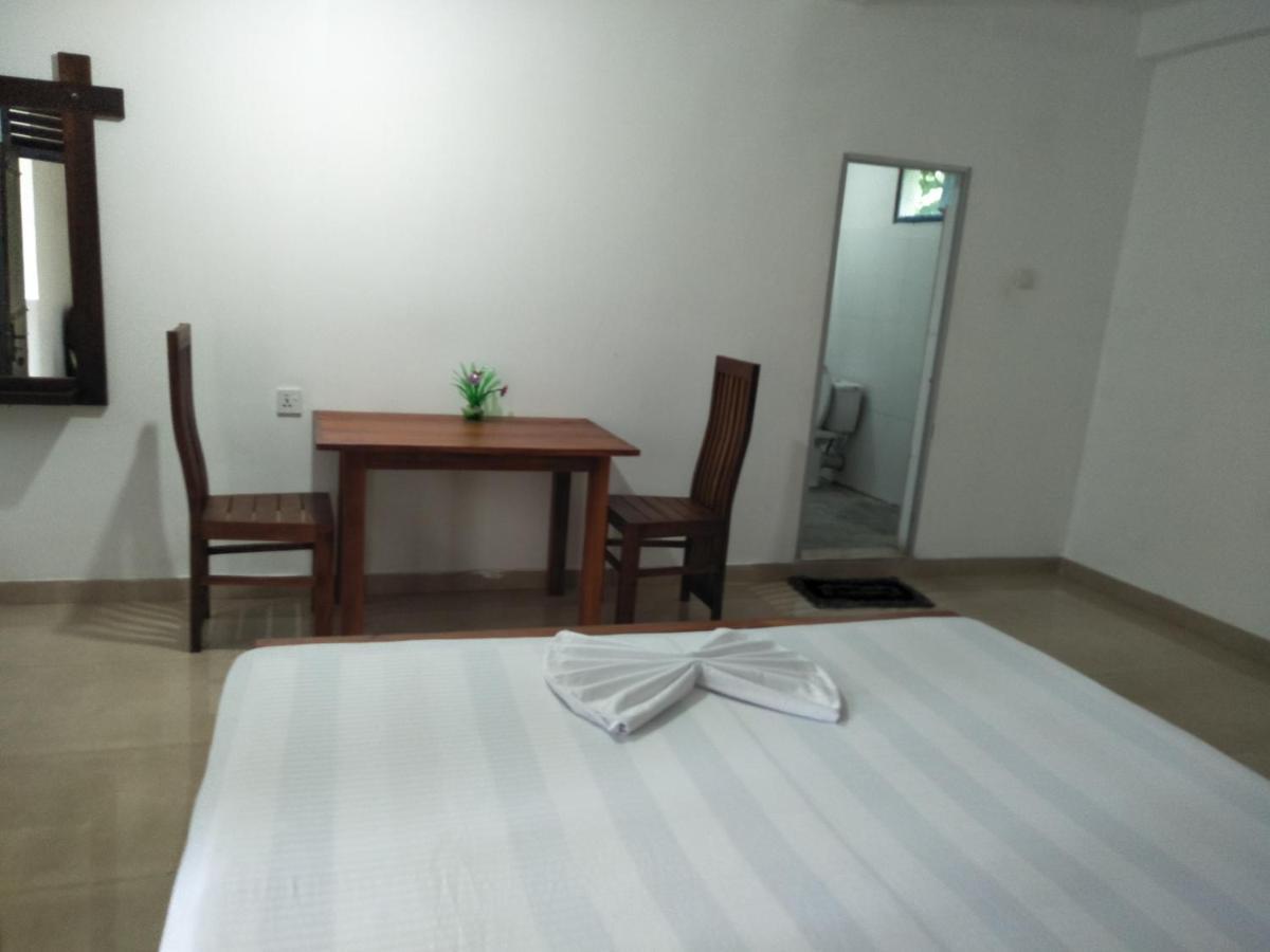 Green Cage Hotel & Restaurant إيلا المظهر الخارجي الصورة
