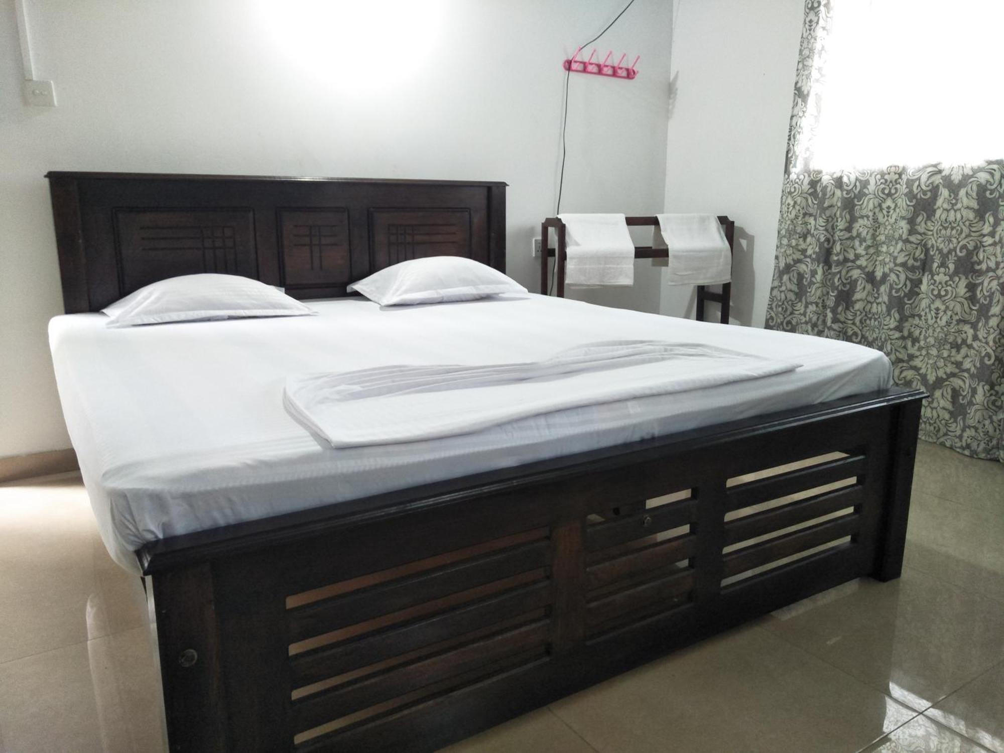 Green Cage Hotel & Restaurant إيلا المظهر الخارجي الصورة